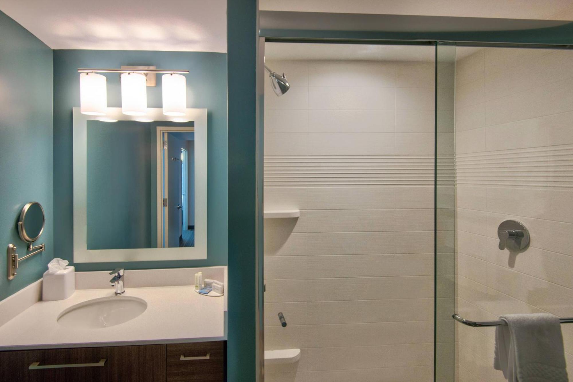 Two-Bedroom Suite