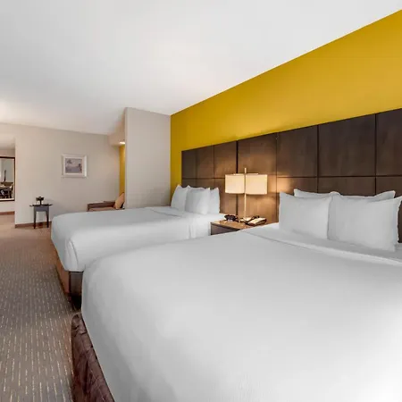 Comfort Suites Miami Airport North-3